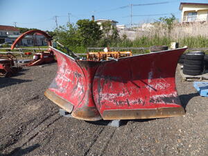 スノープラウ（ホイルローダー用）