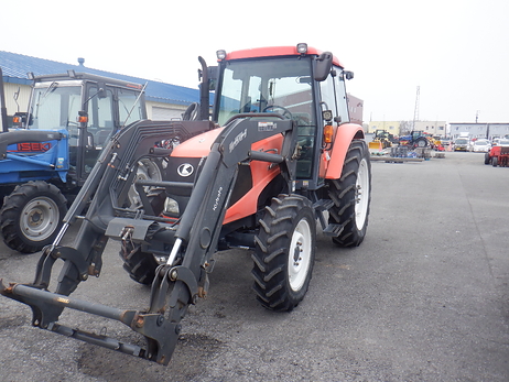 トラクター100～130ps