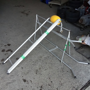 ハウス屋根フィルム展張機　コロ助