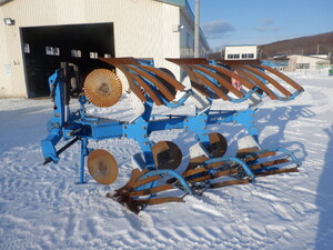 リバーシブルプラウ