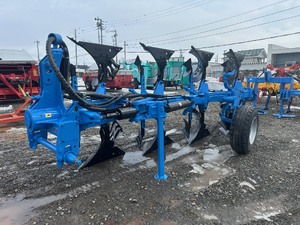 リバーシブルプラウ