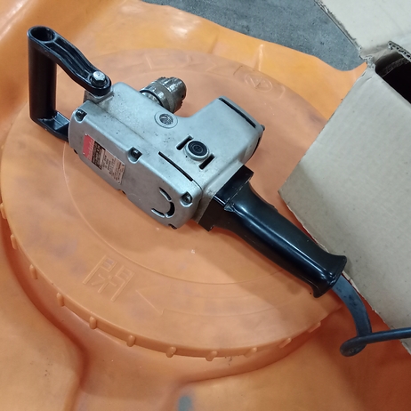 アングルドリル