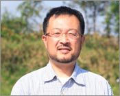 代表者 川上 一弘