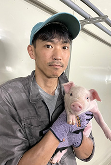 代表取締役社長 鈴木　康裕